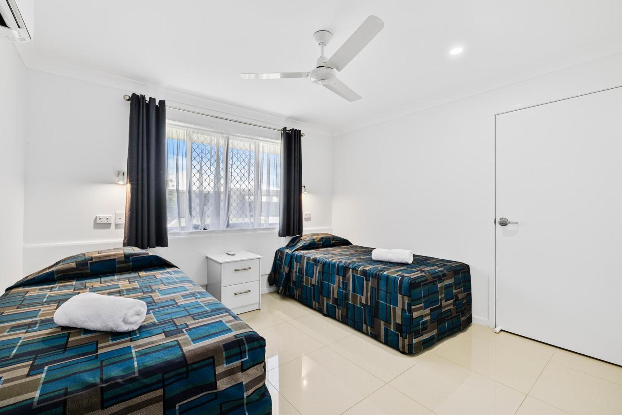 Casa Nostra Motel ร็อคแฮมป์ตัน ภายนอก รูปภาพ