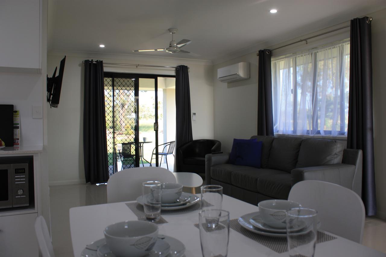 Casa Nostra Motel ร็อคแฮมป์ตัน ภายนอก รูปภาพ