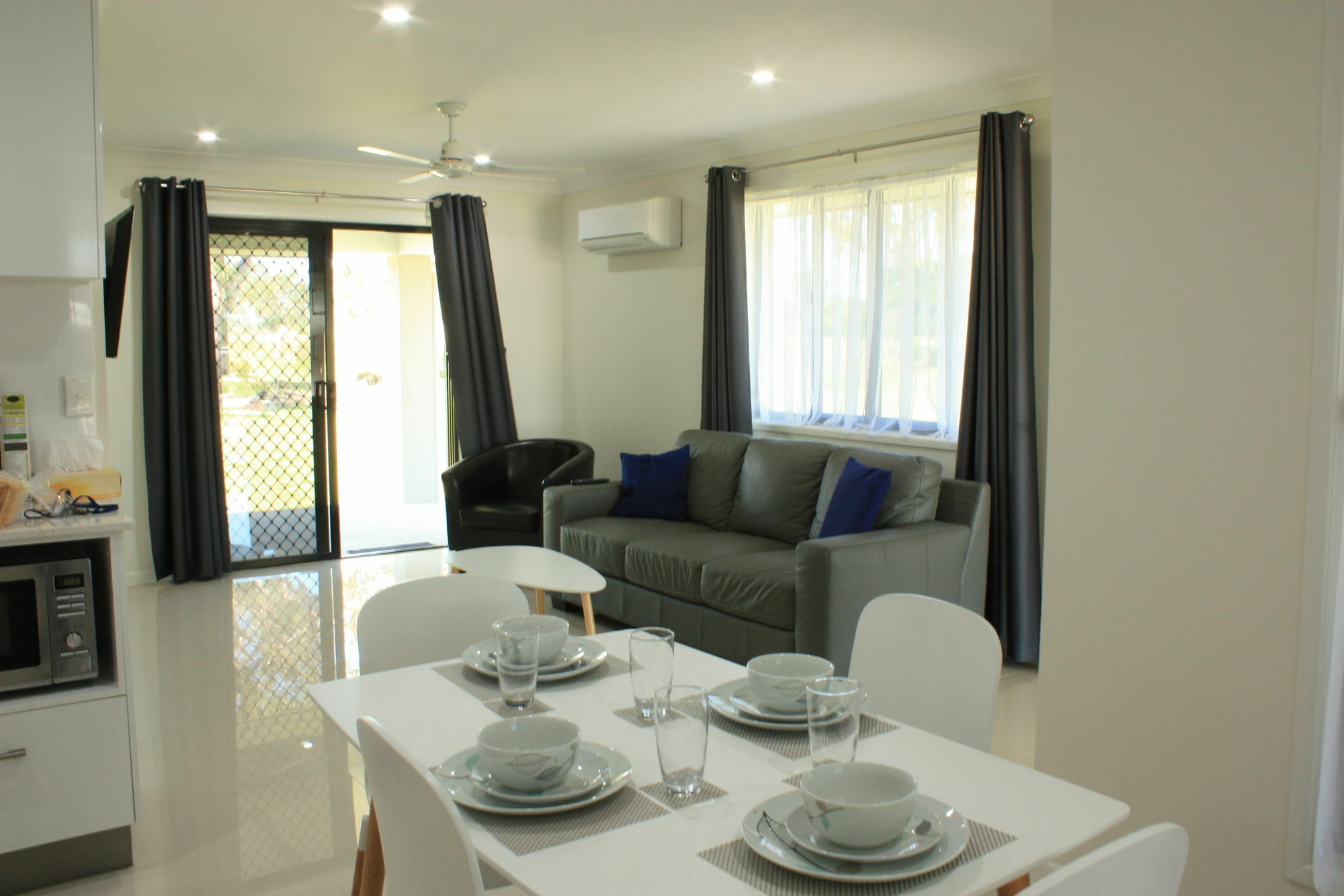 Casa Nostra Motel ร็อคแฮมป์ตัน ภายนอก รูปภาพ